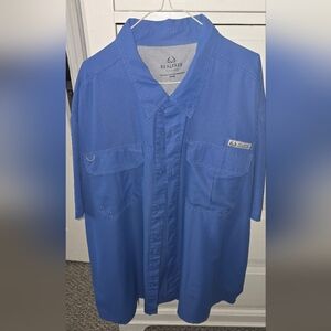 Realtree Men's Casual Blue Button-Down Shirt